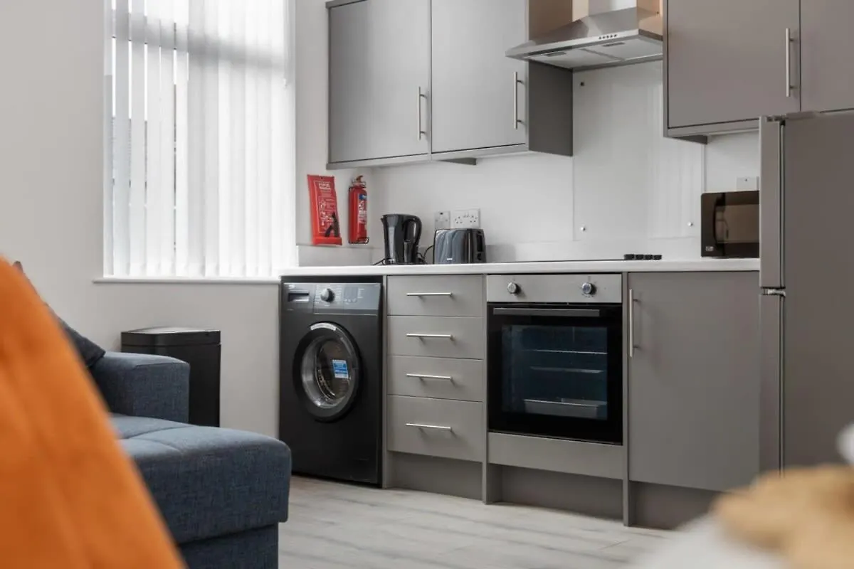 Smart 1 Bedroom Apartment In Belfast East Village
